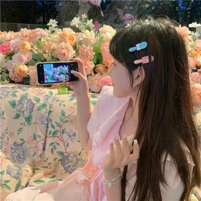 花蕊恋春风